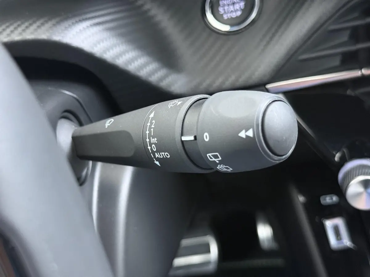 GT Avantage 54 kWh 156pk | Accu 98% | Navigatie | 360 camera | Cruise control adaptief | Lichtmetalen velgen | Full LED koplampen | Keyless entry | Apple Carplay en Android auto draadloos