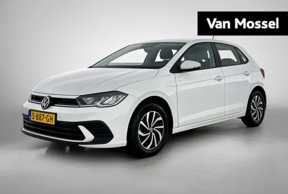 1.0 TSI Life Business | Parkeersensoren Voor/achter | 15 Inch velgen | Cruise control | Stoelverwarming | Airco | Navigatie |