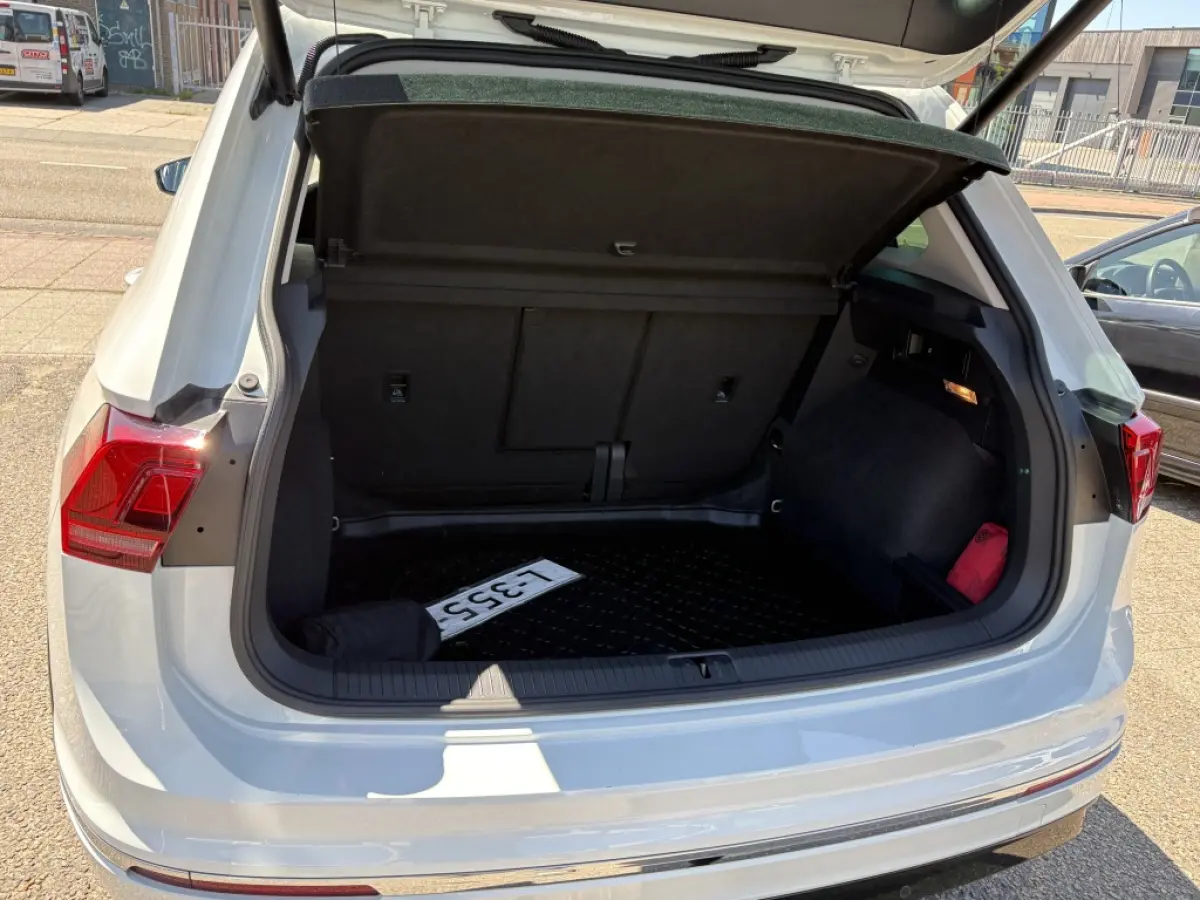 1.4 TSI R-Line | Trekhaak | 18 inch