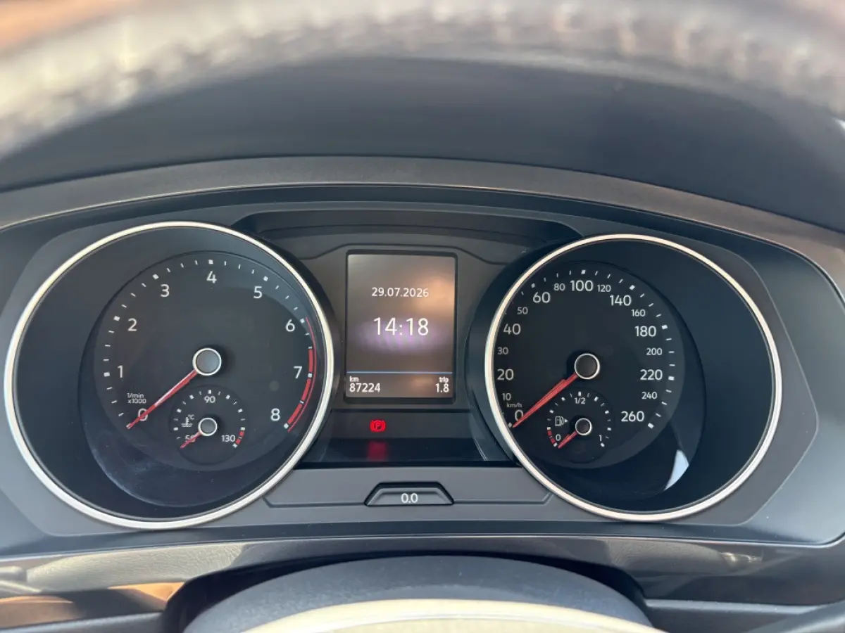 1.4 TSI R-Line | Trekhaak | 18 inch