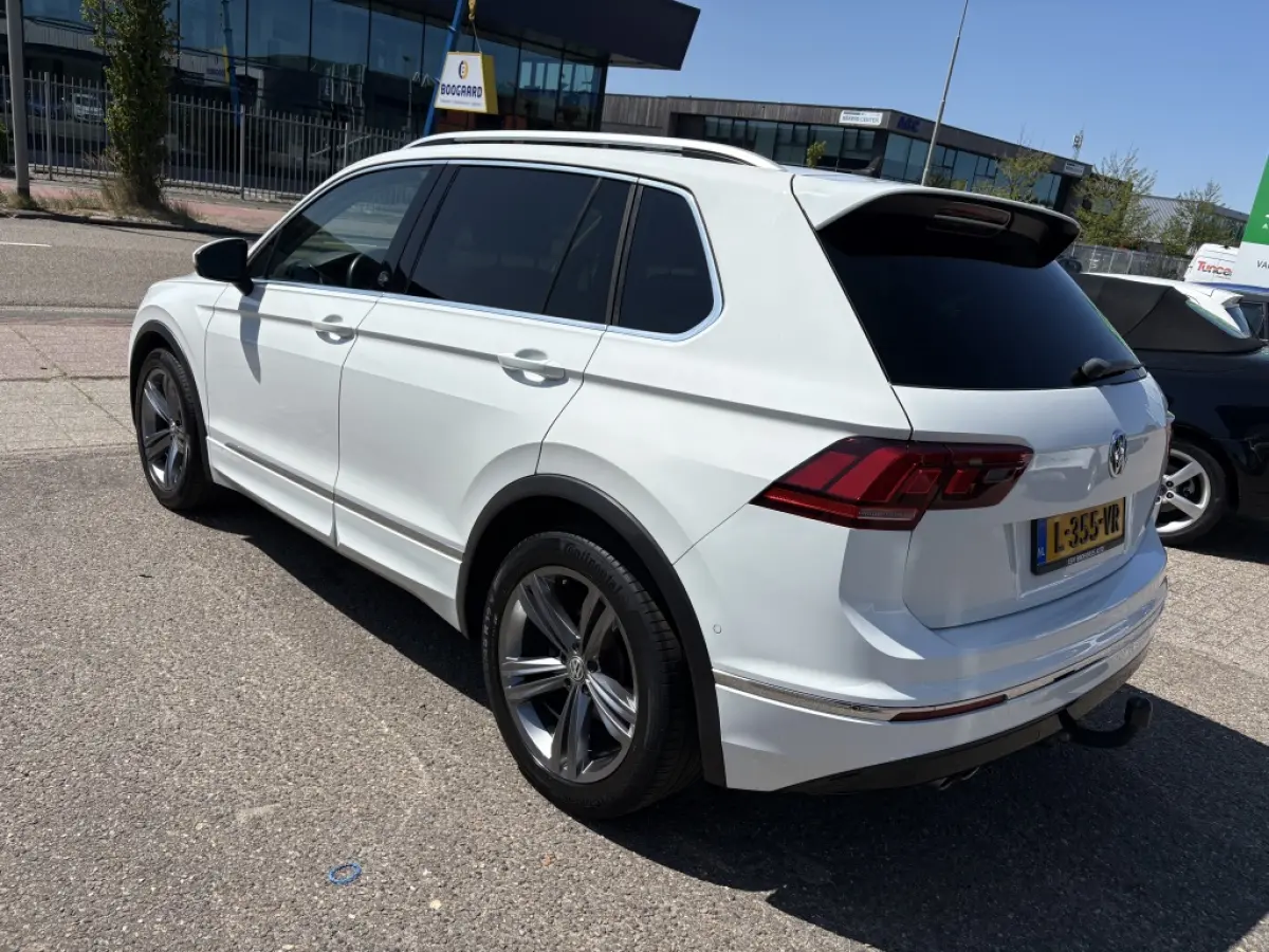 1.4 TSI R-Line | Trekhaak | 18 inch
