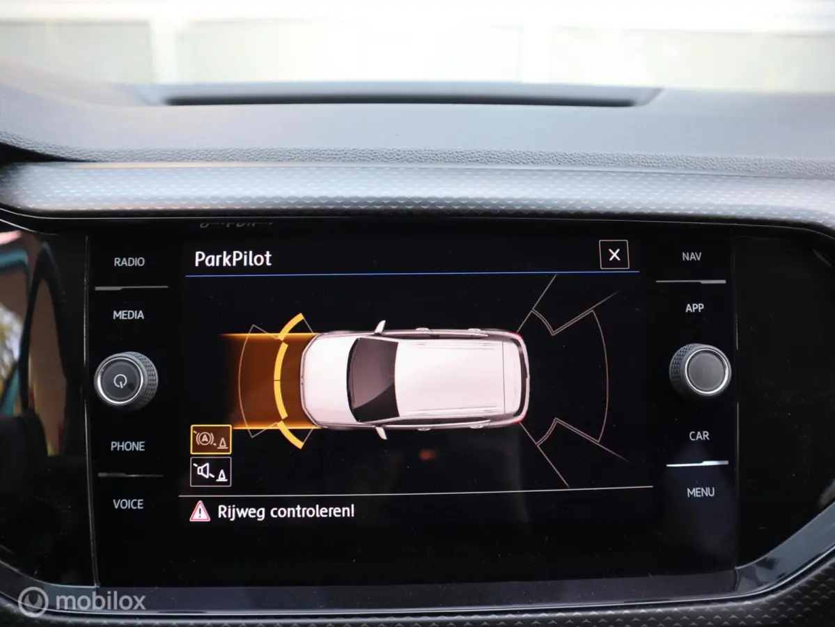 1.0 TSI Style Virual Stoelverwarming ACC Lane Assist