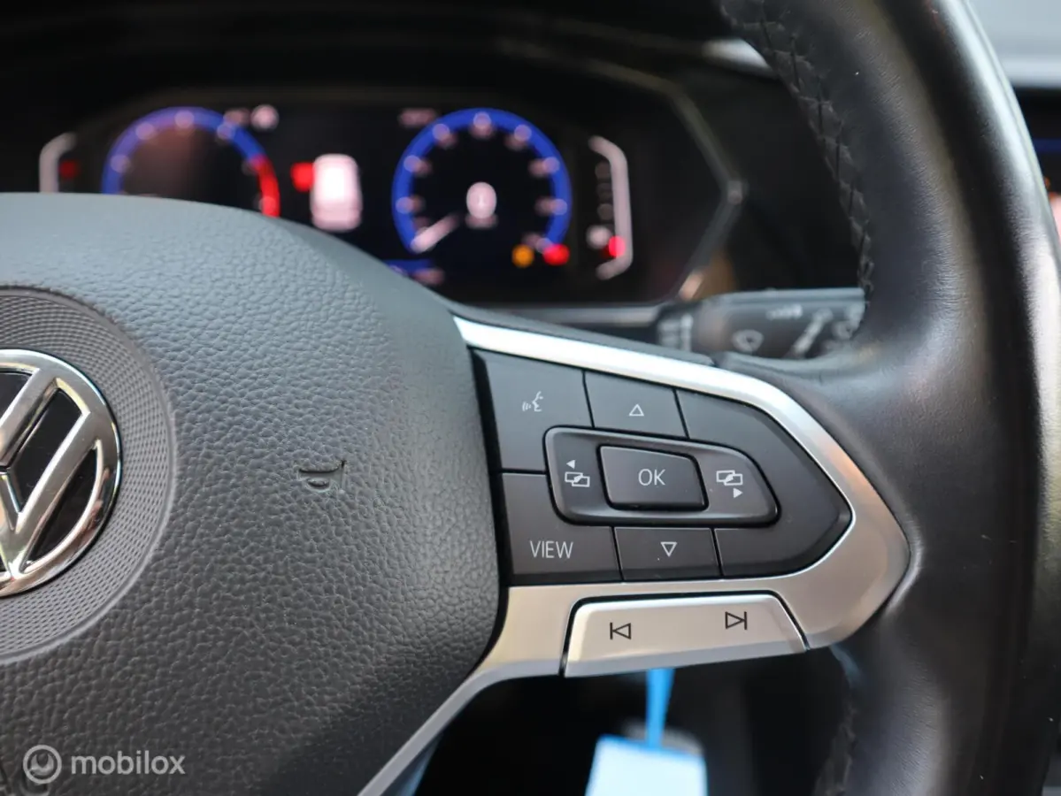 1.0 TSI Style Virual Stoelverwarming ACC Lane Assist