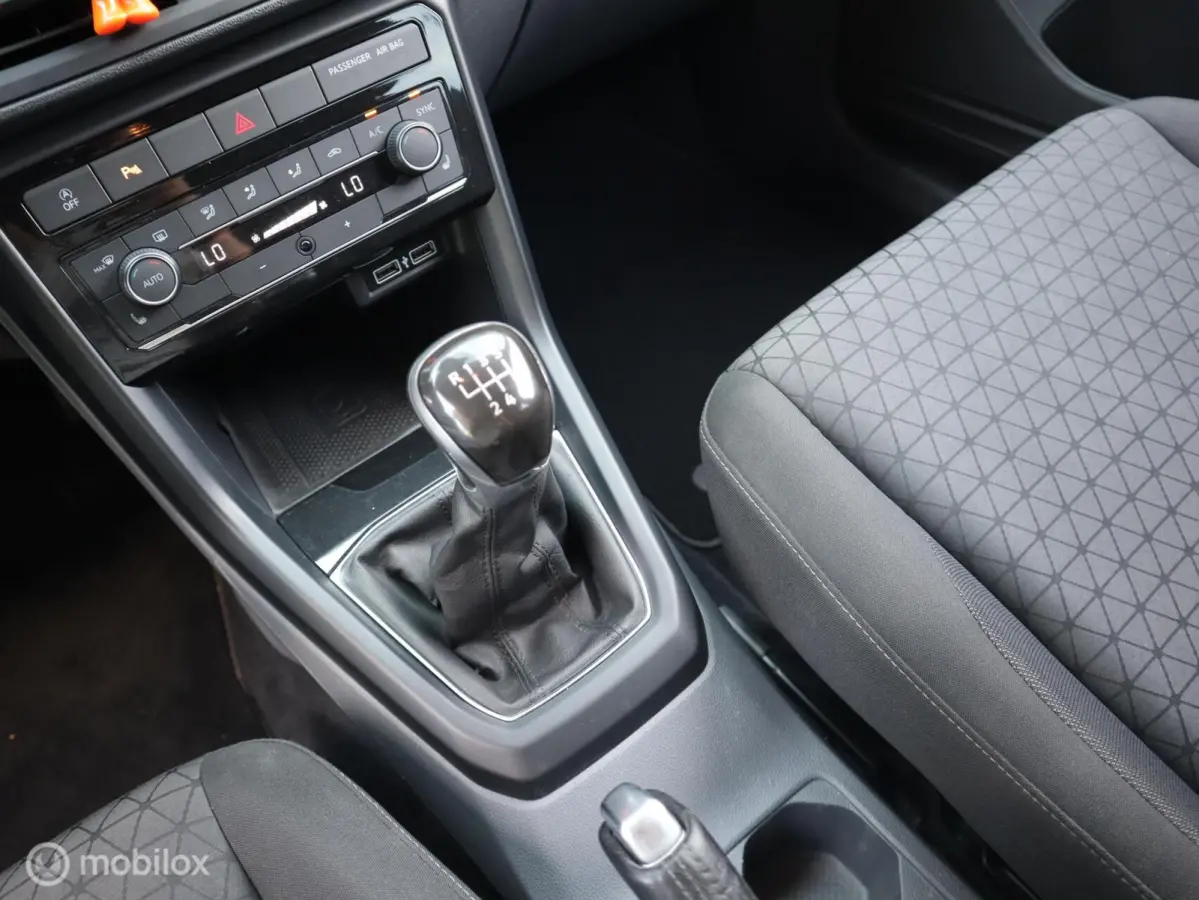 1.0 TSI Style Virual Stoelverwarming ACC Lane Assist