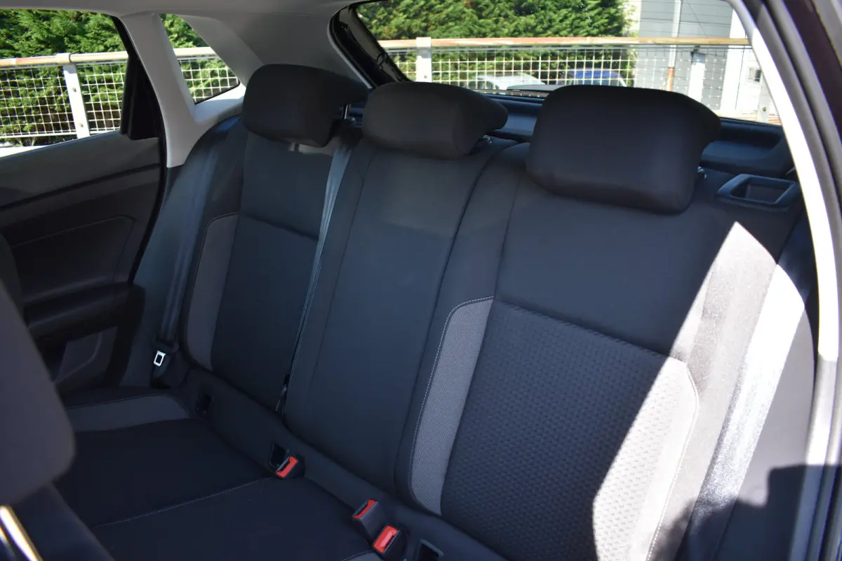 1.0 TSI 95pk Life Edition | VERLENGDE GARANTIE | CAMERA | NAVIGATIE | ADAPT. CRUISE | APP. CONNECT | FULL LED | DAB+