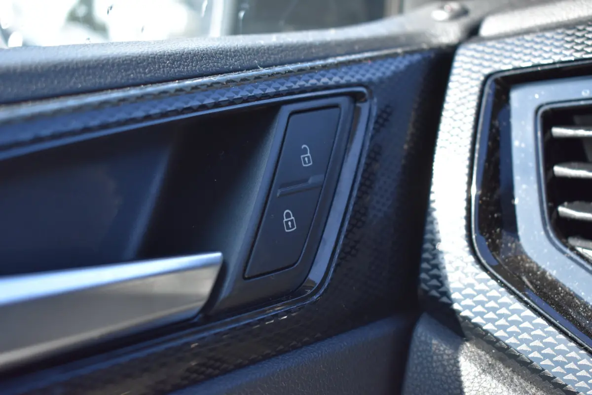 1.0 TSI 95pk Life Edition | VERLENGDE GARANTIE | CAMERA | NAVIGATIE | ADAPT. CRUISE | APP. CONNECT | FULL LED | DAB+