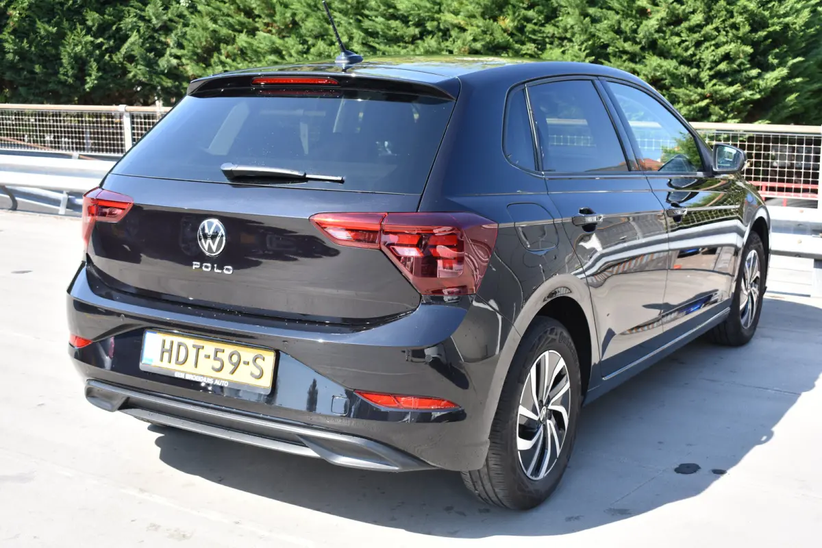 1.0 TSI 95pk Life Edition | VERLENGDE GARANTIE | CAMERA | NAVIGATIE | ADAPT. CRUISE | APP. CONNECT | FULL LED | DAB+