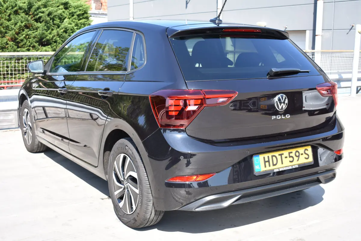 1.0 TSI 95pk Life Edition | VERLENGDE GARANTIE | CAMERA | NAVIGATIE | ADAPT. CRUISE | APP. CONNECT | FULL LED | DAB+