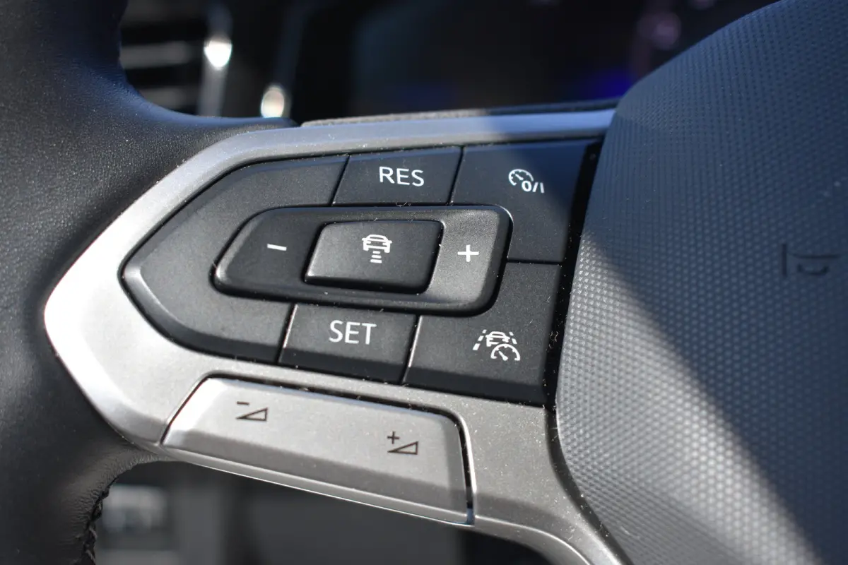 1.0 TSI 95pk Life Edition | VERLENGDE GARANTIE | CAMERA | NAVIGATIE | ADAPT. CRUISE | APP. CONNECT | FULL LED | DAB+