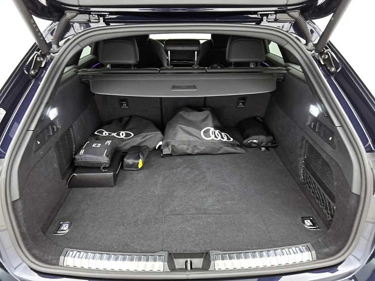 Avant 2.0 quattro S edition B&O Audi | Navigatie | 360 Camera | 19 Inch Velgen | Airco | Optiek pakket Zwart |
