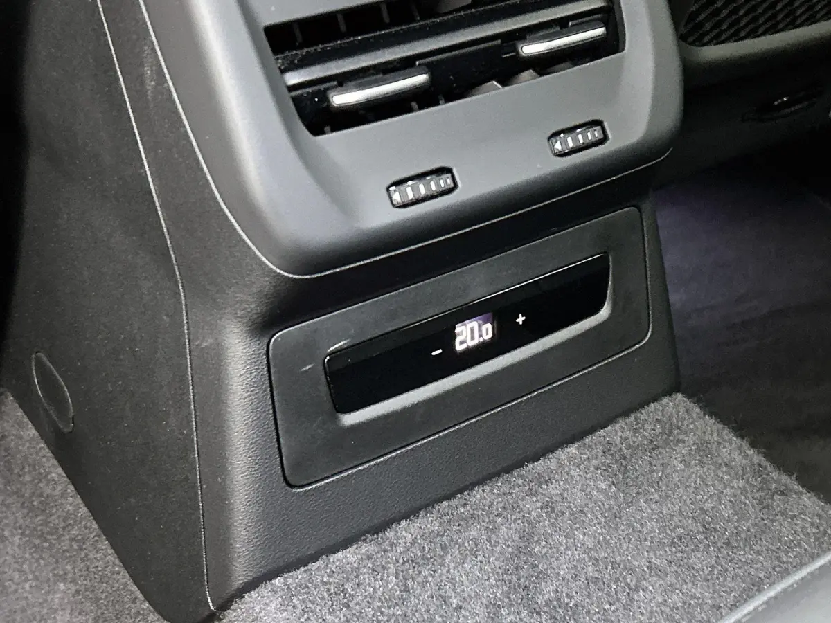 Avant 2.0 quattro S edition B&O Audi | Navigatie | 360 Camera | 19 Inch Velgen | Airco | Optiek pakket Zwart |