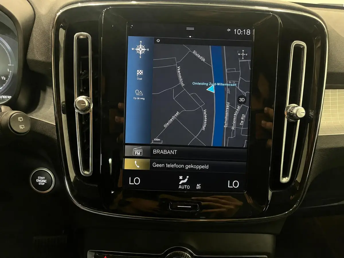 1.5 T4 Inscription Expression SOH 92% Wegklapbare trekhaak Navigatie Apple Carplay Android Auto Camera Parkeerhulp Adaptive Cruise Control Harman Kardon Full Led Climate Control Lichtmetalen