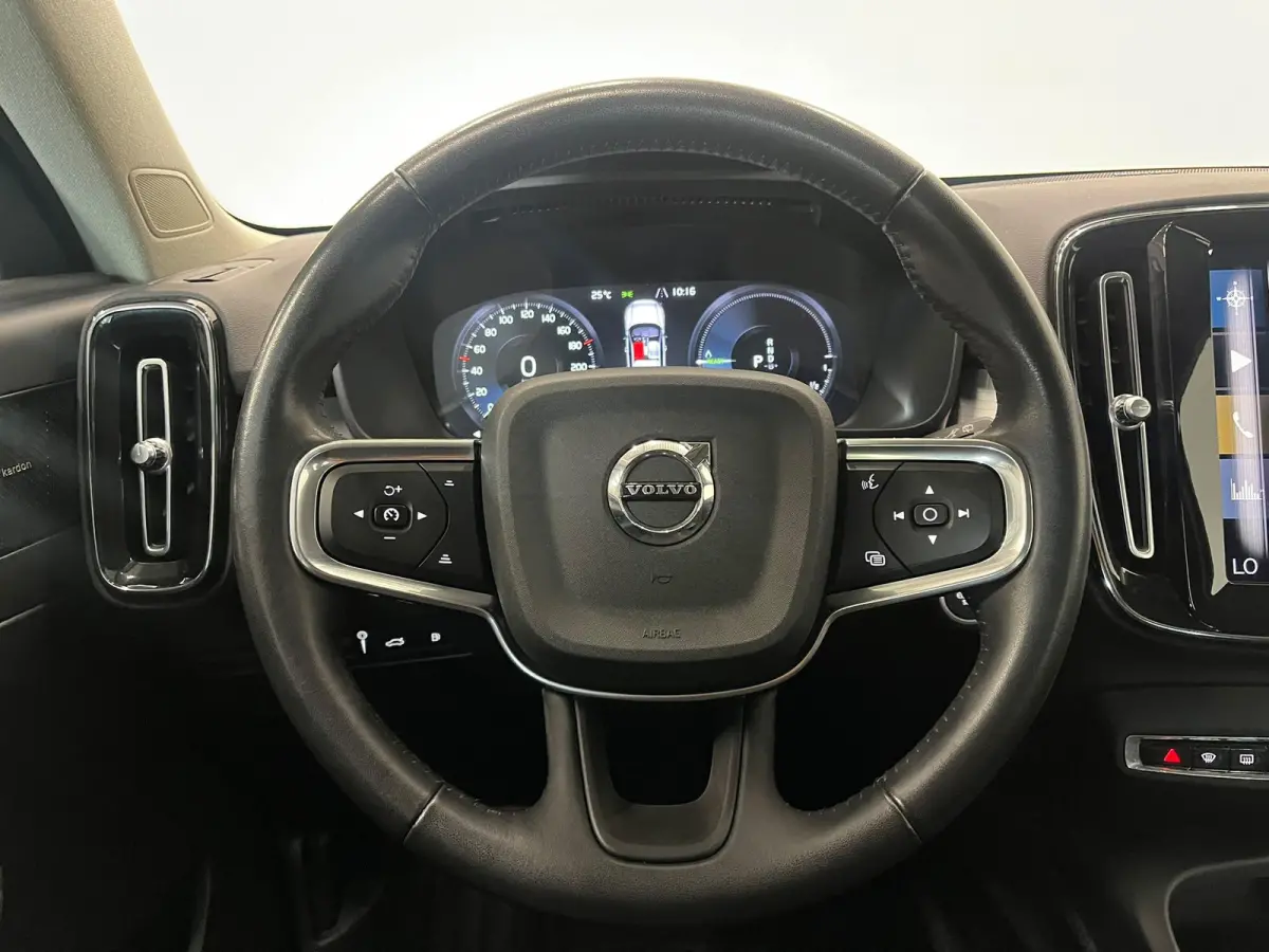 1.5 T4 Inscription Expression SOH 92% Wegklapbare trekhaak Navigatie Apple Carplay Android Auto Camera Parkeerhulp Adaptive Cruise Control Harman Kardon Full Led Climate Control Lichtmetalen