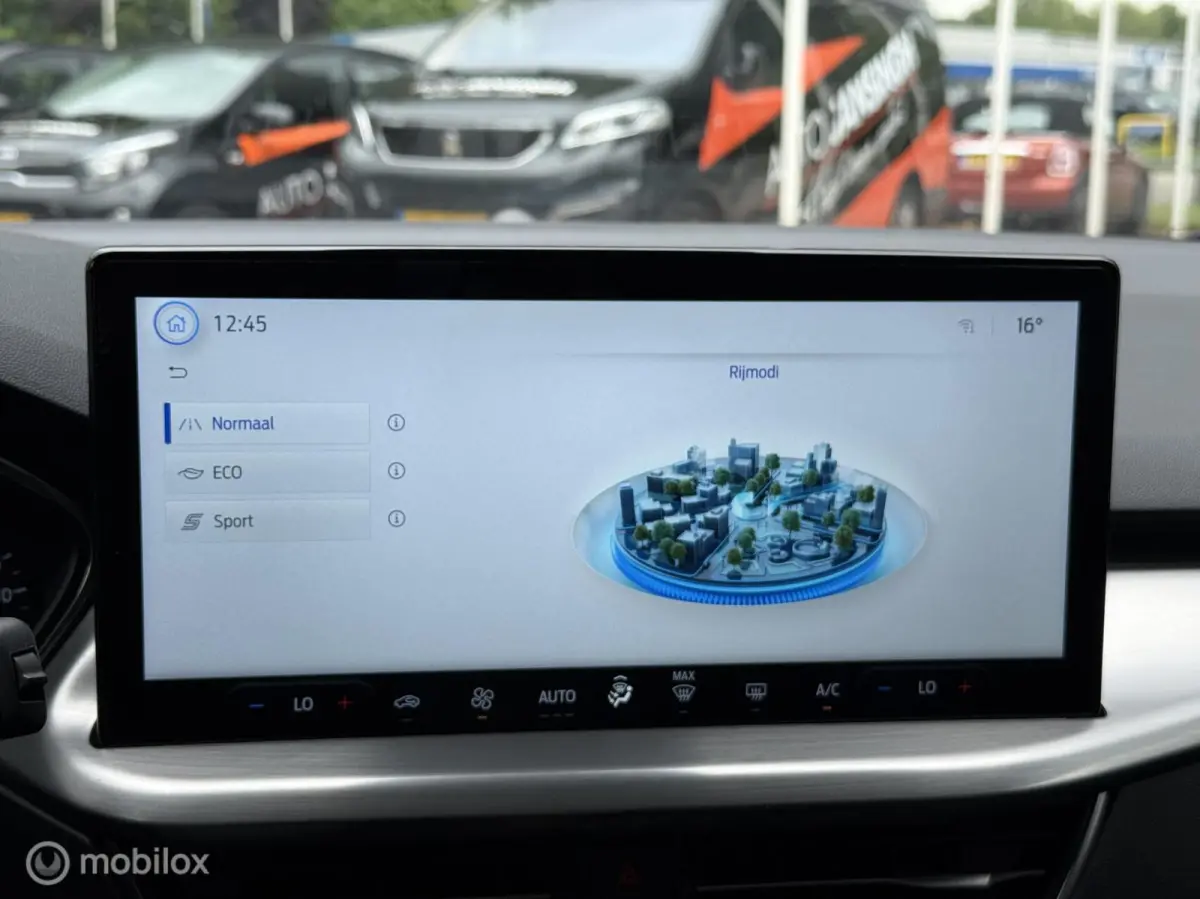 1.0 EcoBoost Hybrid Titanium | Clima | PDC V+A | Navi | Privacy Glas | Cruise | Led |