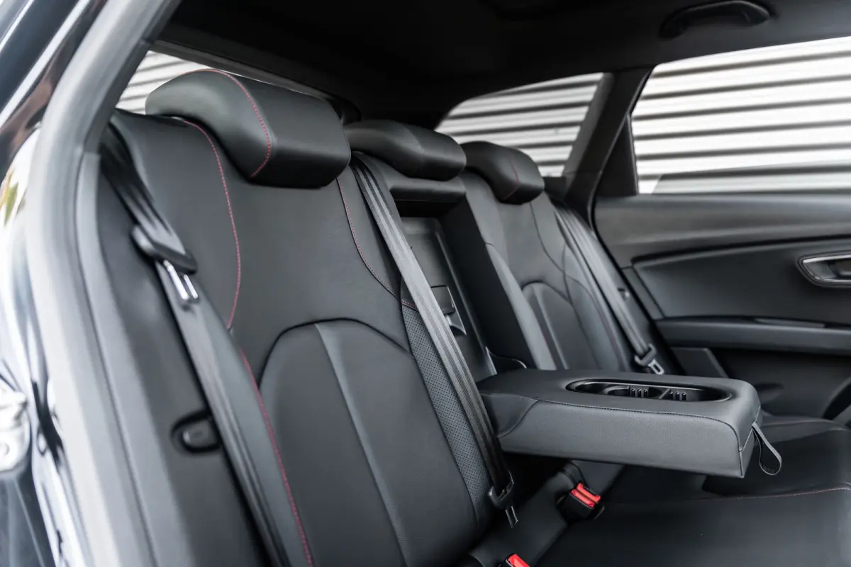 1.5 TSI FR Business Intense VIRTUAL*PANO*BEATS*CAMERA*KEYLESS*ZWARTE HEMEL*BLACK LINE