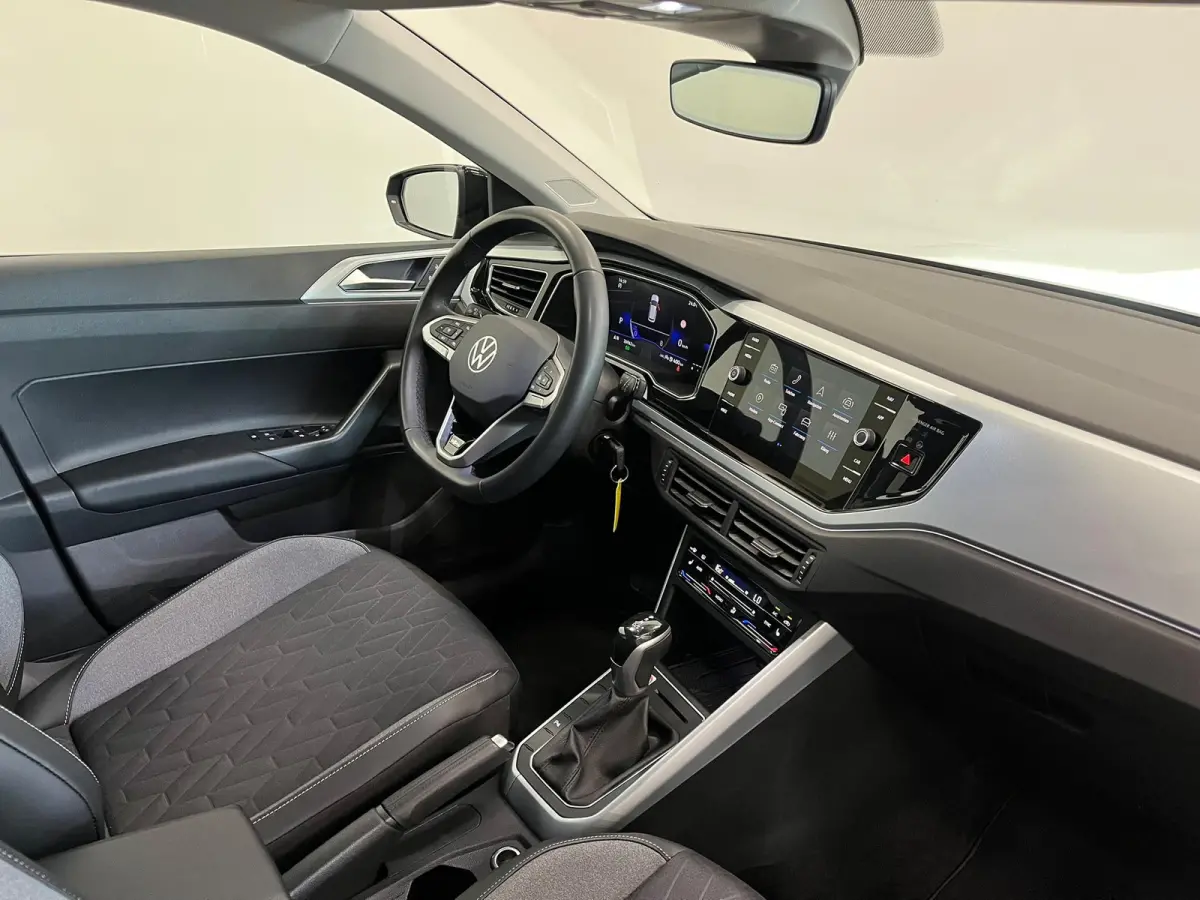 1.0 TSI AUT 85KW Goal Navigatie Apple Carplay/ Android Auto Adaptive Cruise Control Parkeersensoren Stoelverwarming Virtual Cockpit Climate Control