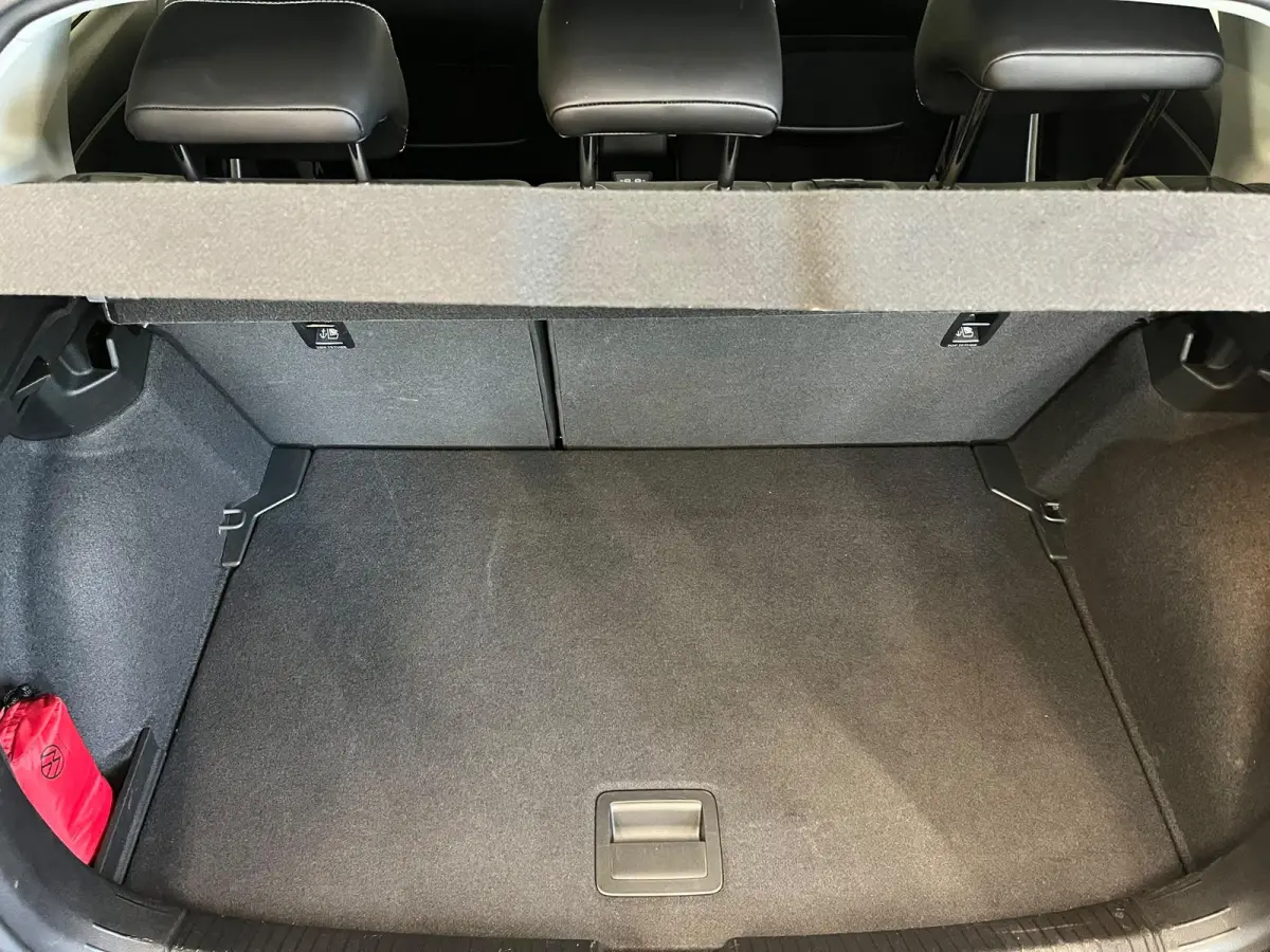 1.0 TSI AUT 85KW Goal Navigatie Apple Carplay/ Android Auto Adaptive Cruise Control Parkeersensoren Stoelverwarming Virtual Cockpit Climate Control