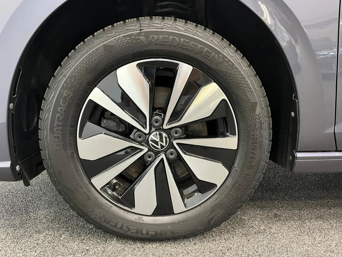1.0 TSI AUT 85KW Goal Navigatie Apple Carplay/ Android Auto Adaptive Cruise Control Parkeersensoren Stoelverwarming Virtual Cockpit Climate Control
