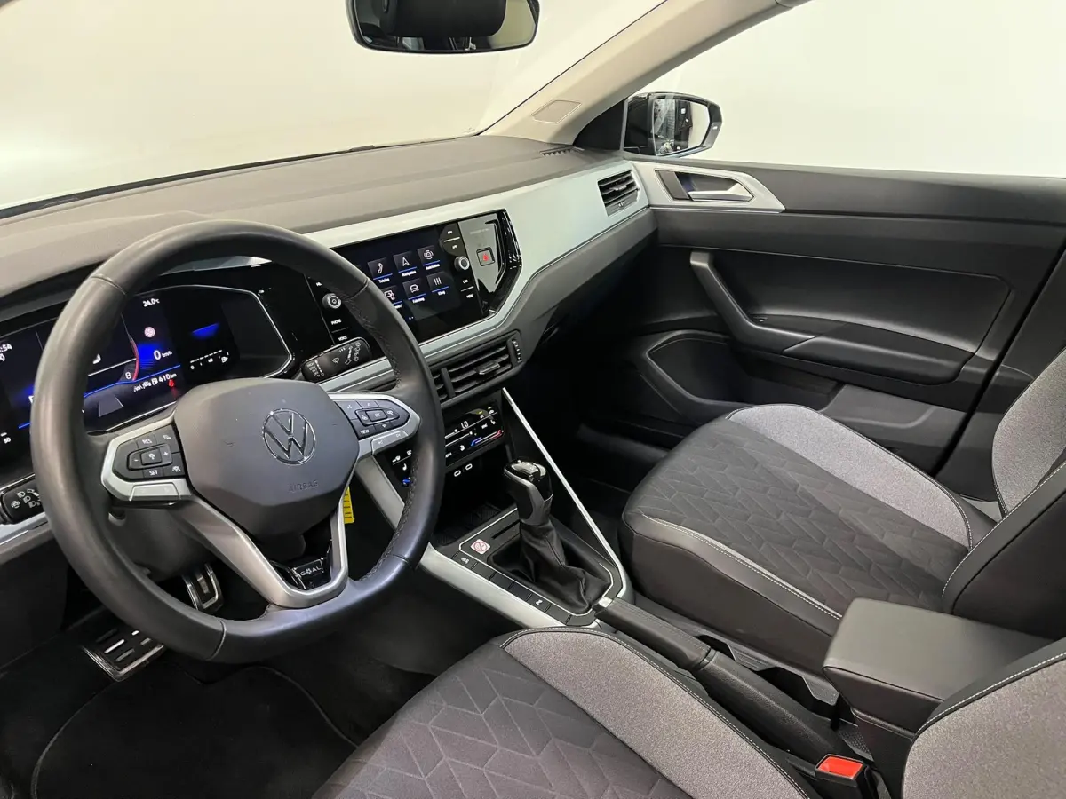 1.0 TSI AUT 85KW Goal Navigatie Apple Carplay/ Android Auto Adaptive Cruise Control Parkeersensoren Stoelverwarming Virtual Cockpit Climate Control