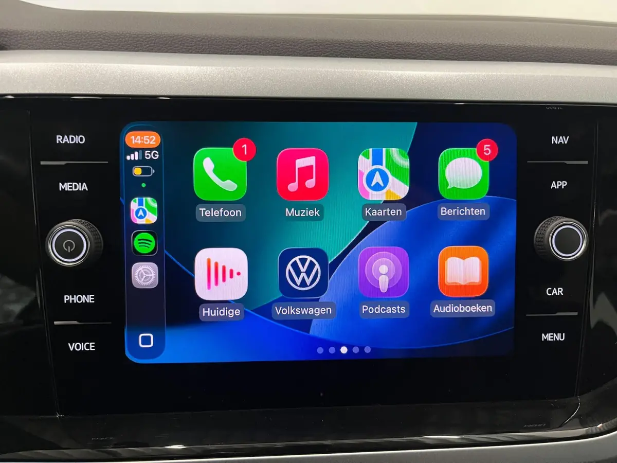 1.0 TSI AUT 85KW Goal Navigatie Apple Carplay/ Android Auto Adaptive Cruise Control Parkeersensoren Stoelverwarming Virtual Cockpit Climate Control