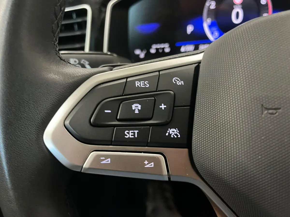 1.0 TSI AUT 85KW Goal Navigatie Apple Carplay/ Android Auto Adaptive Cruise Control Parkeersensoren Stoelverwarming Virtual Cockpit Climate Control