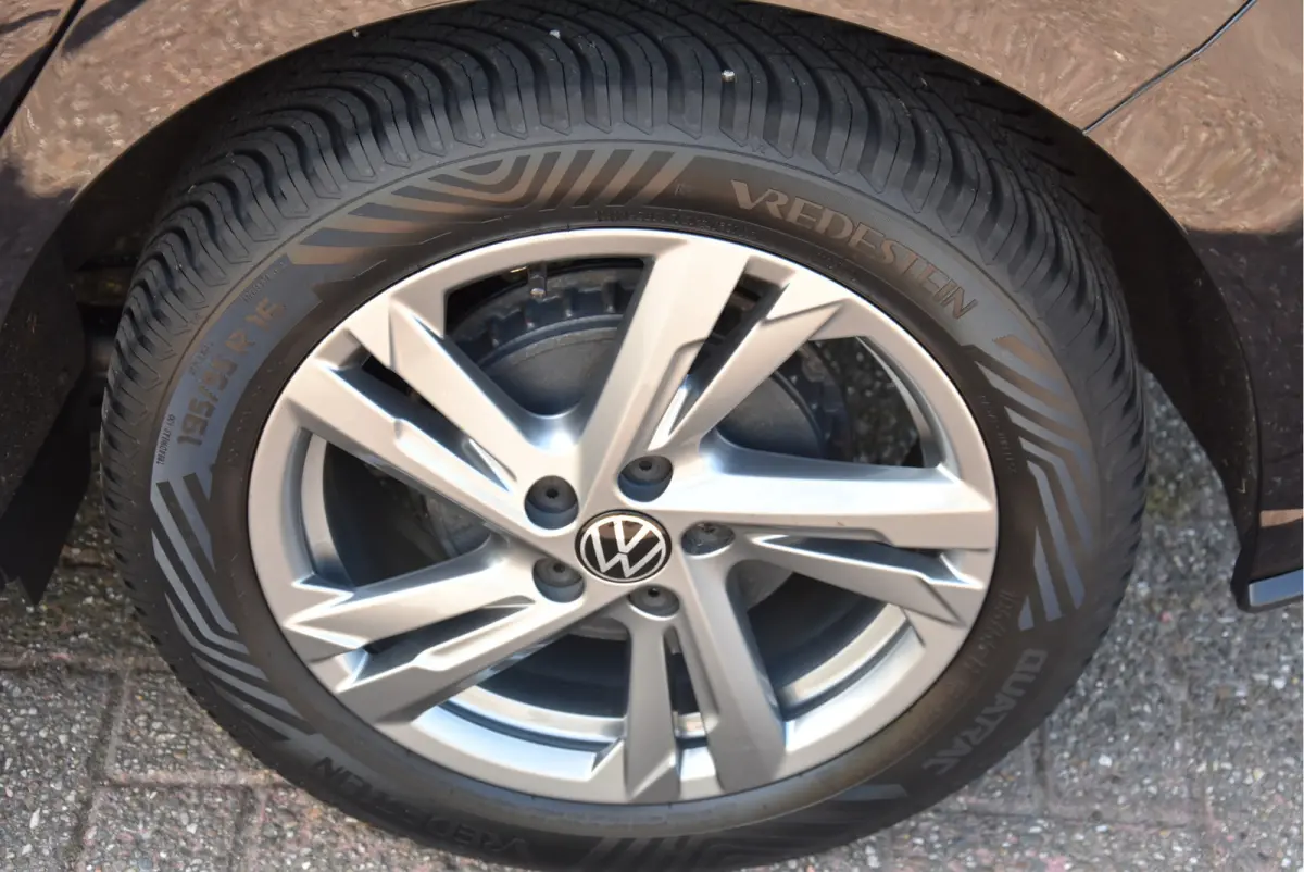 1.0 TSI 2 X R-Line VOL! VW fabrieks garantie NAP 1e eigenaar