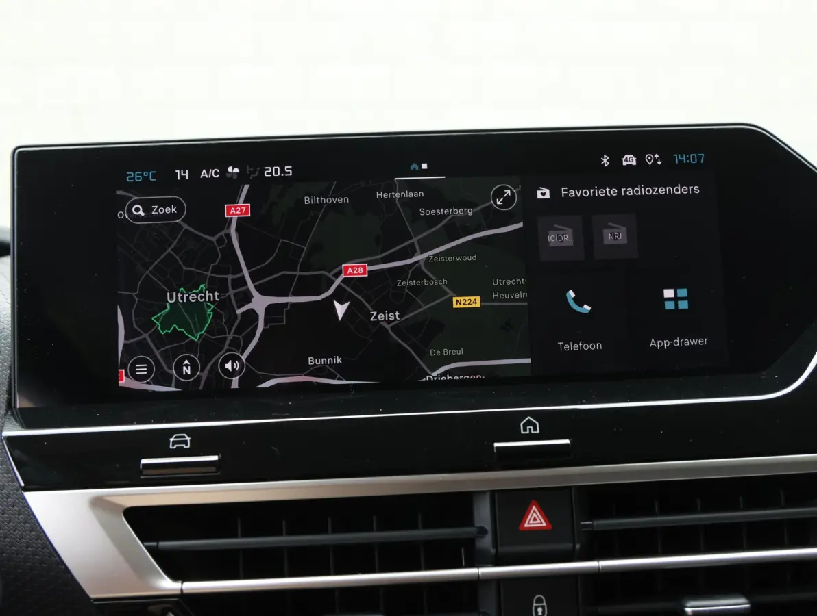 1.2 145pk Hybrid Max | Camera | Head up display | Adaptieve cruise control | Navigatie | Apple Carplay en Android Auto