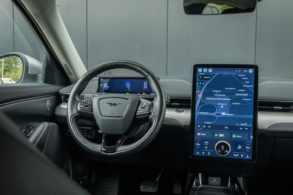 RWD 75 kWh | BTW auto | SOH 94% | Leder | Camera | Adaptieve cruise | Afneembare trekhaak