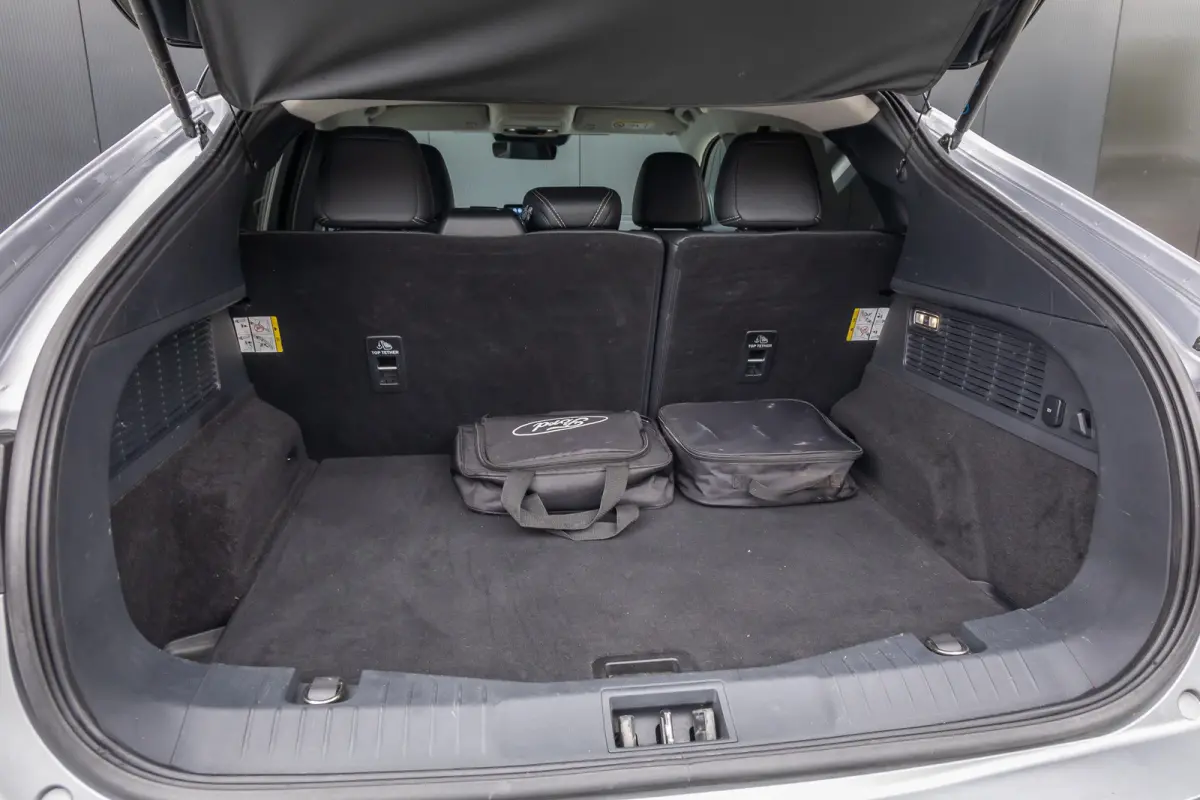 RWD 75 kWh | BTW auto | SOH 94% | Leder | Camera | Adaptieve cruise | Afneembare trekhaak