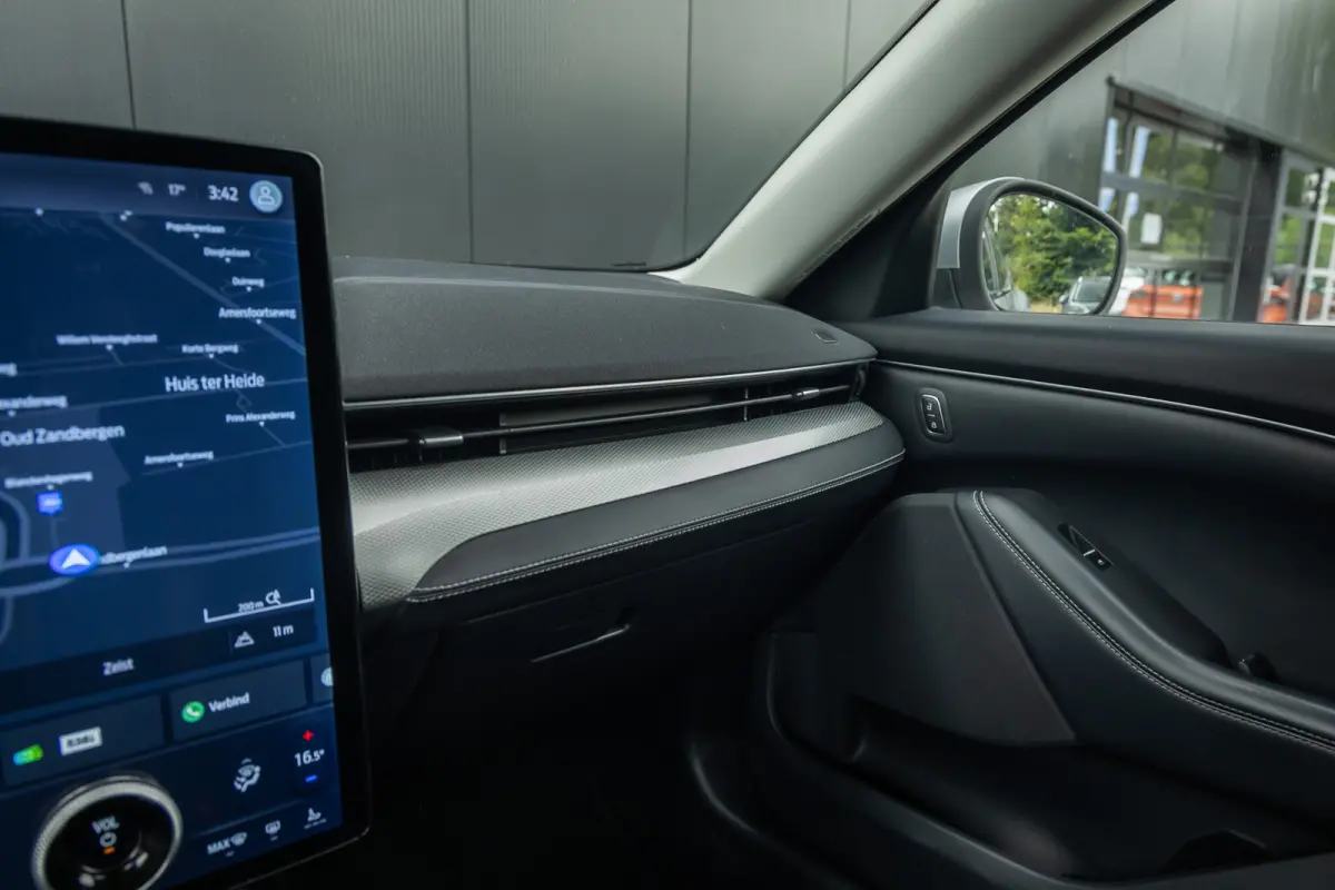 RWD 75 kWh | BTW auto | SOH 94% | Leder | Camera | Adaptieve cruise | Afneembare trekhaak