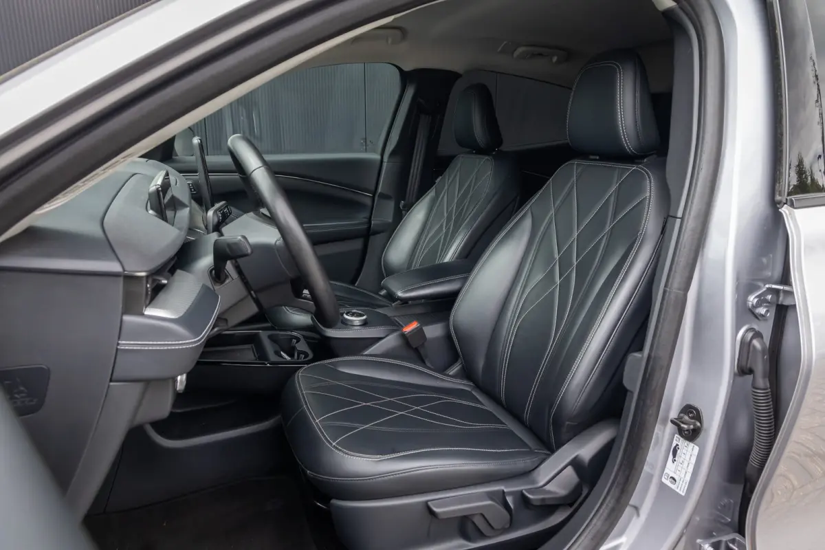 RWD 75 kWh | BTW auto | SOH 94% | Leder | Camera | Adaptieve cruise | Afneembare trekhaak