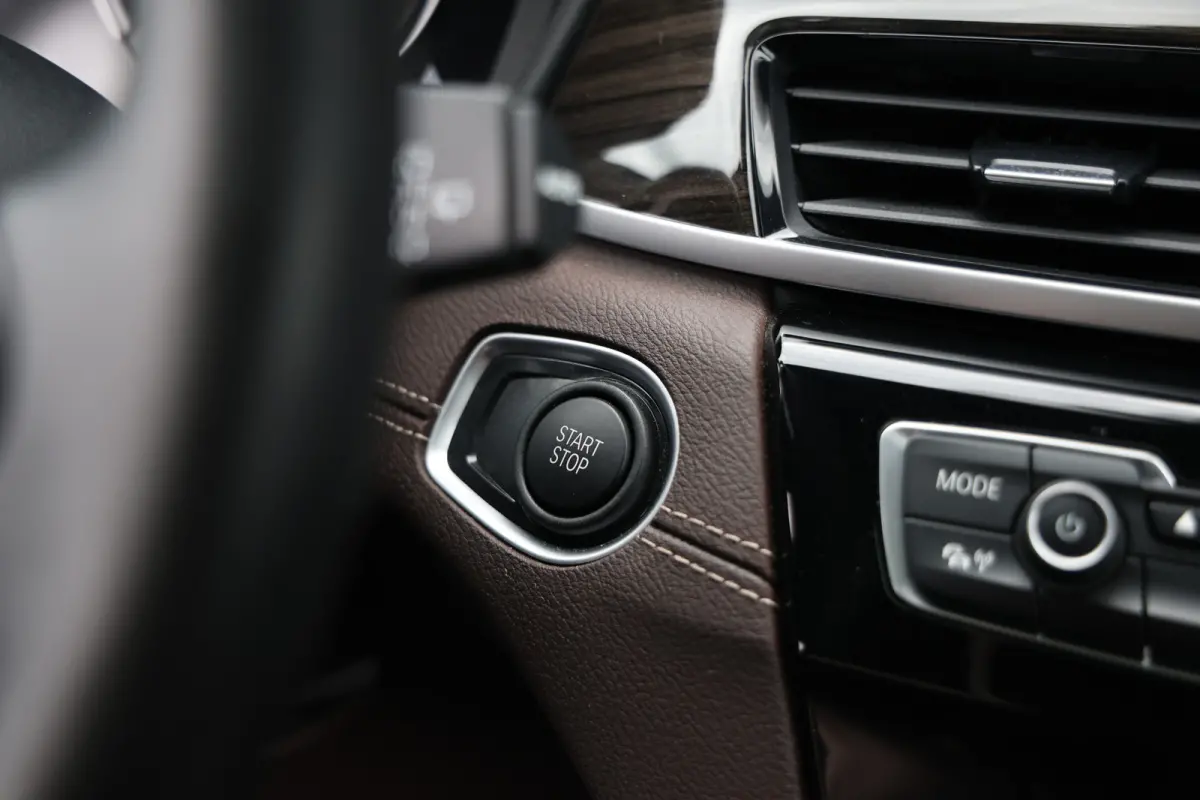 xDrive25e M-Sport Black Edition Pano|H&K|Memory|HUD|Dealerondh