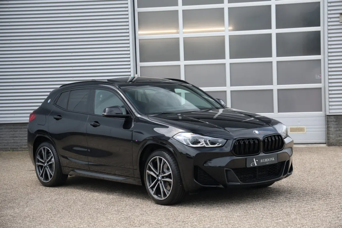 xDrive25e M-Sport Black Edition Pano|H&K|Memory|HUD|Dealerondh