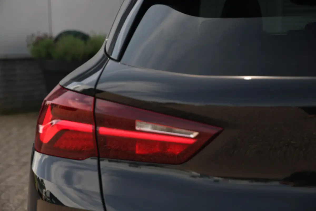 xDrive25e M-Sport Black Edition Pano|H&K|Memory|HUD|Dealerondh