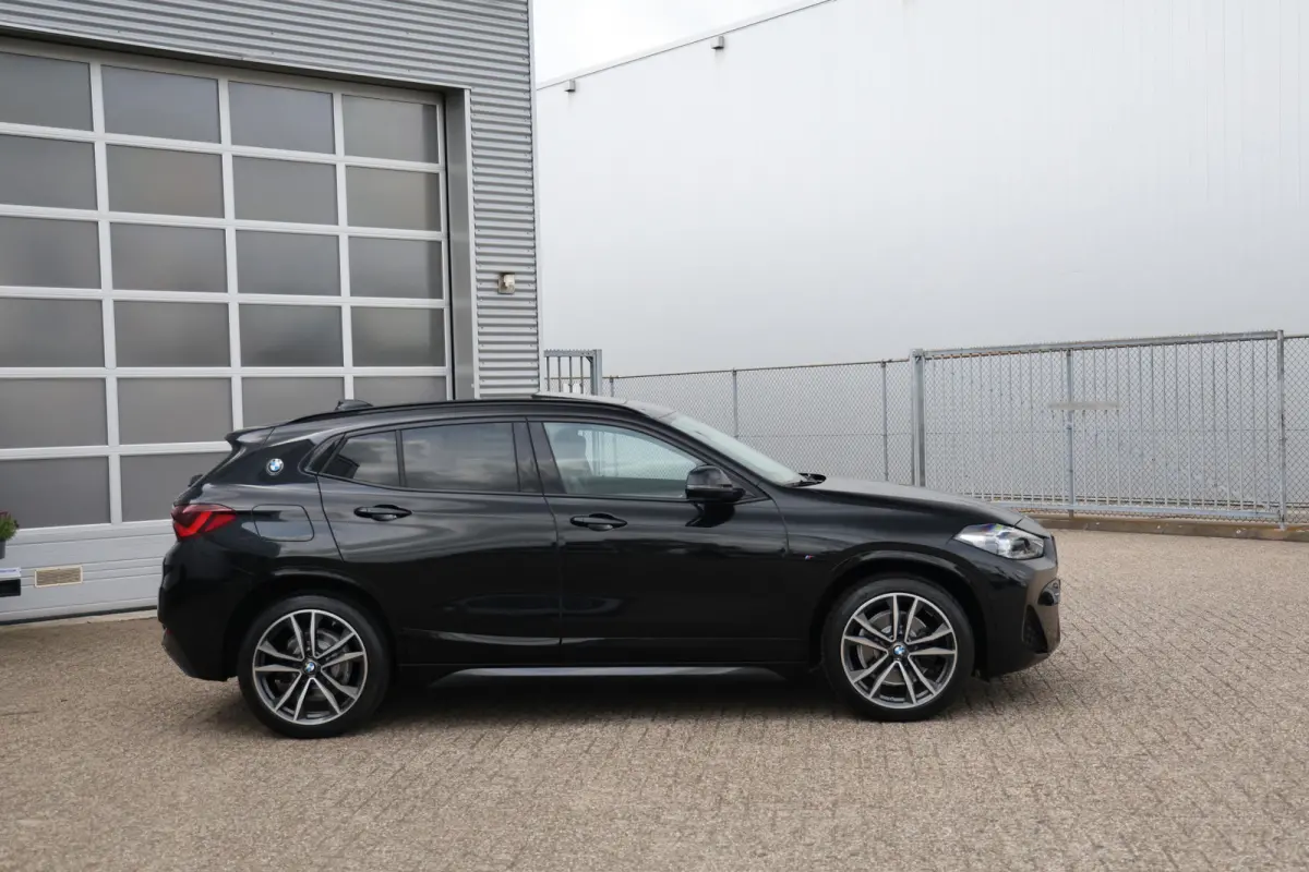 xDrive25e M-Sport Black Edition Pano|H&K|Memory|HUD|Dealerondh