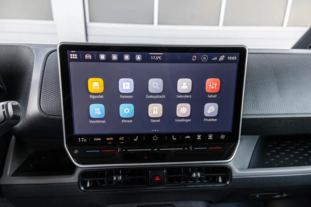 286pk Bulli Edition 79 kWh | Climate Control | Trekhaak Wegklapbaar