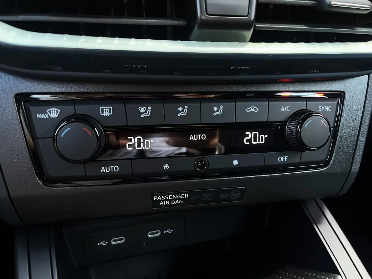 1.0 EcoTSI 95pk Style | Cruise Control | Parkeersensoren