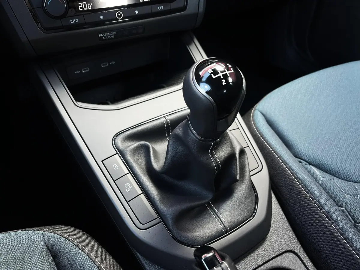 1.0 EcoTSI 95pk Style | Cruise Control | Parkeersensoren