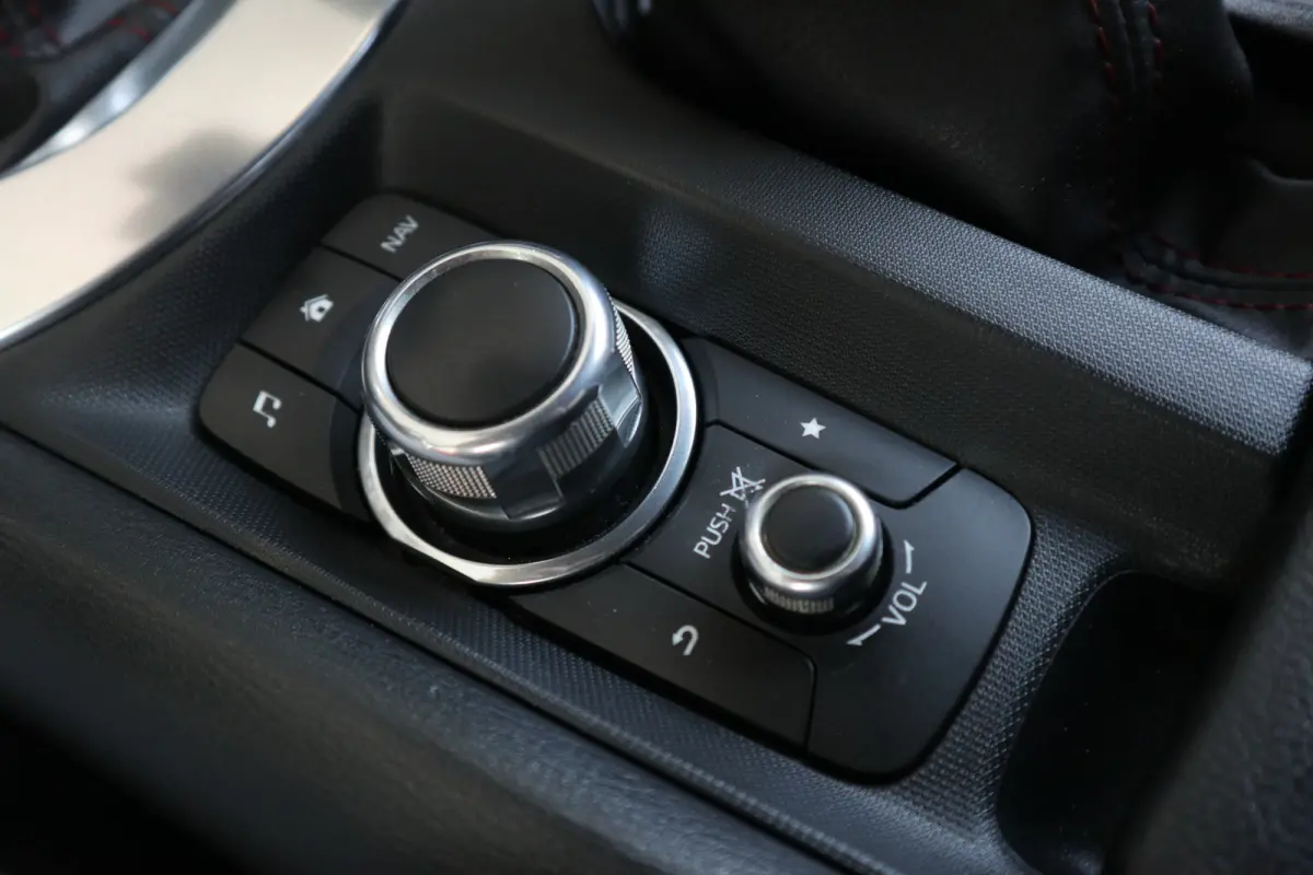 2.0 SkyActiv-G 160 GT-M BOSE / Leer / Navi / Clima / Cruise