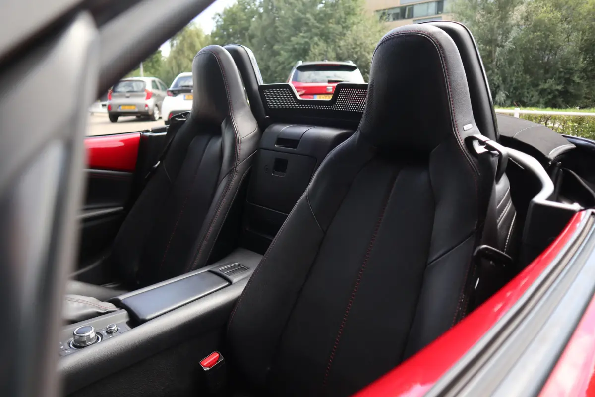 2.0 SkyActiv-G 160 GT-M BOSE / Leer / Navi / Clima / Cruise