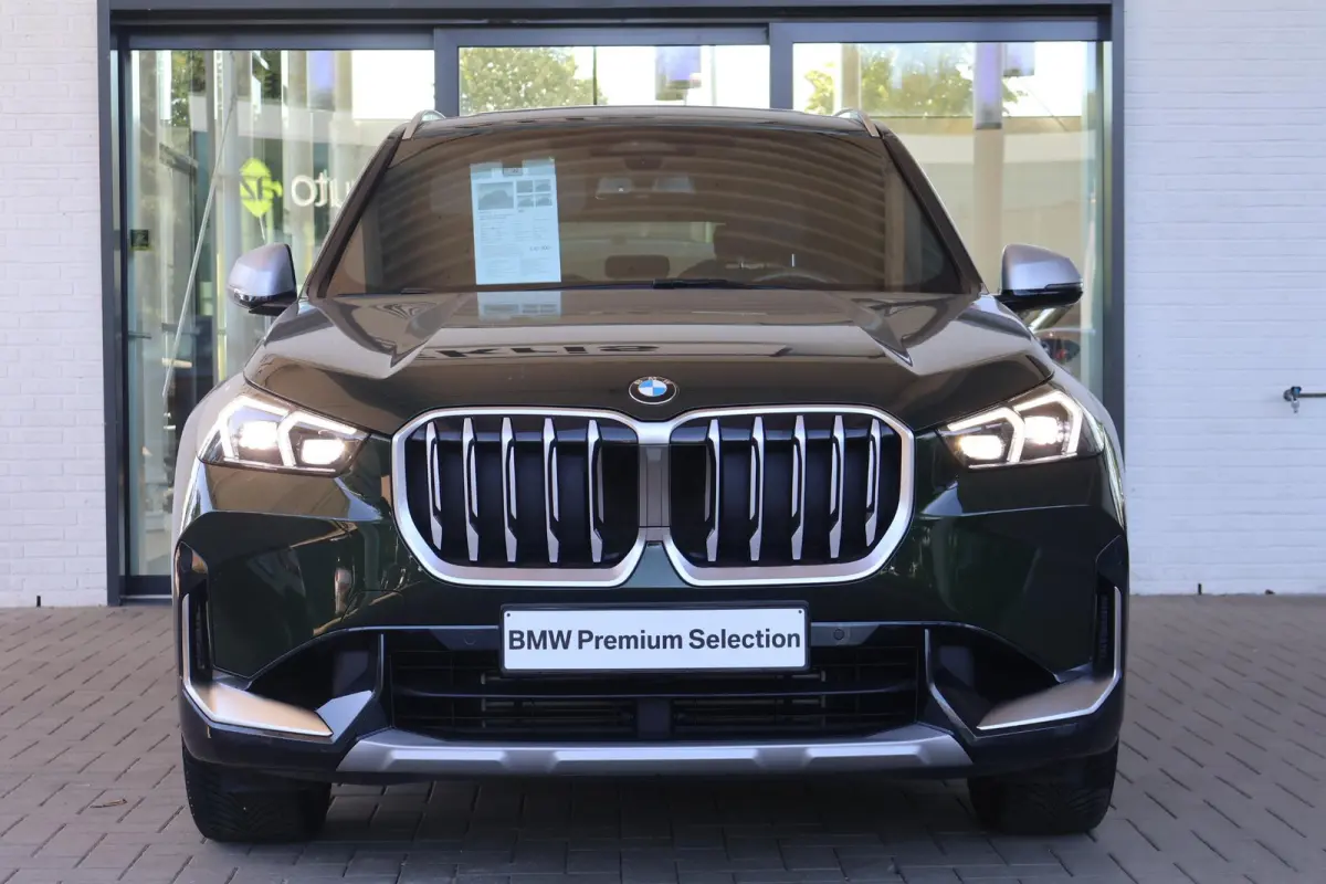 xDrive23i | X-Line | Panoramadak | Stoel- en Stuurverwarming | Trekhaak