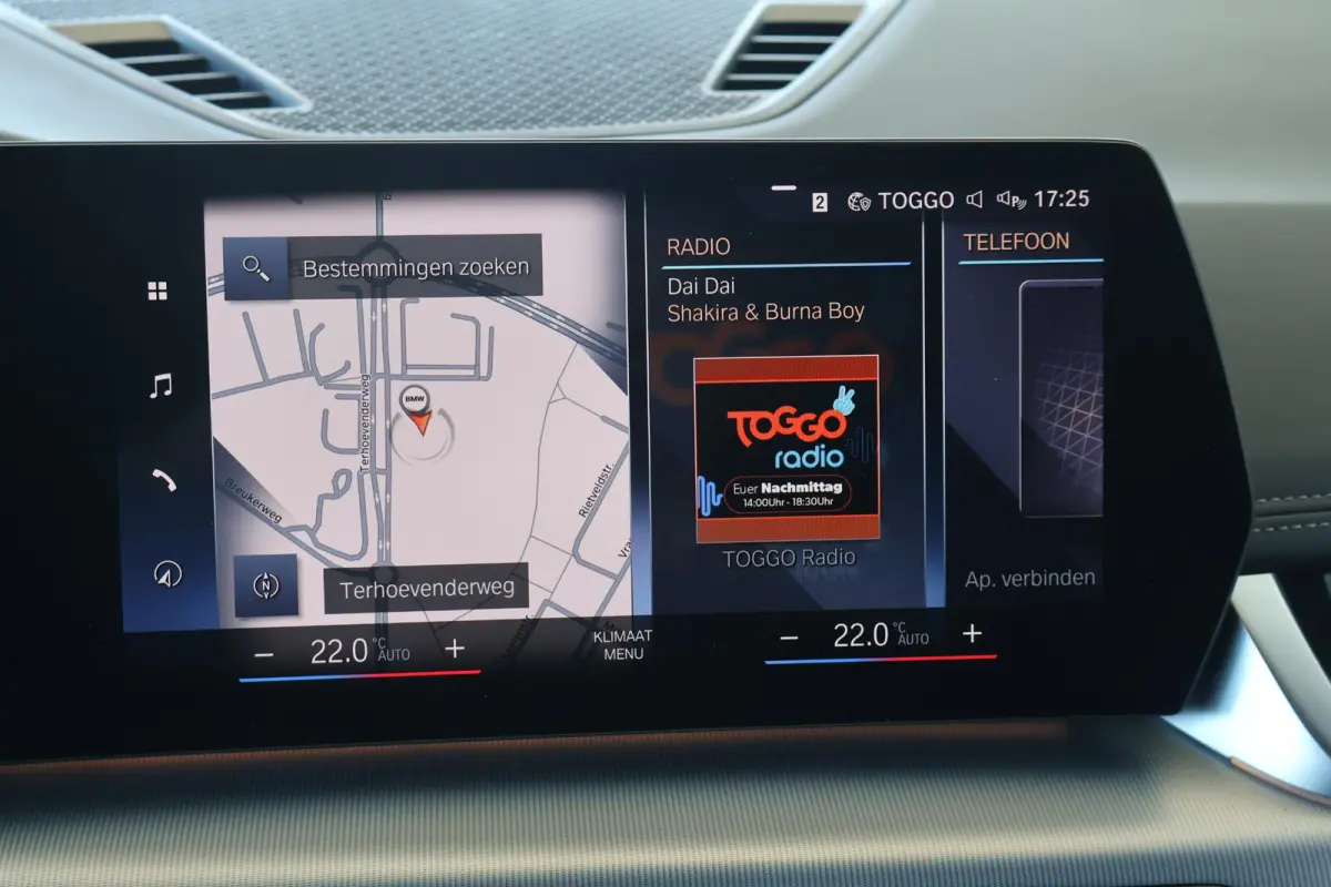 xDrive23i | X-Line | Panoramadak | Stoel- en Stuurverwarming | Trekhaak