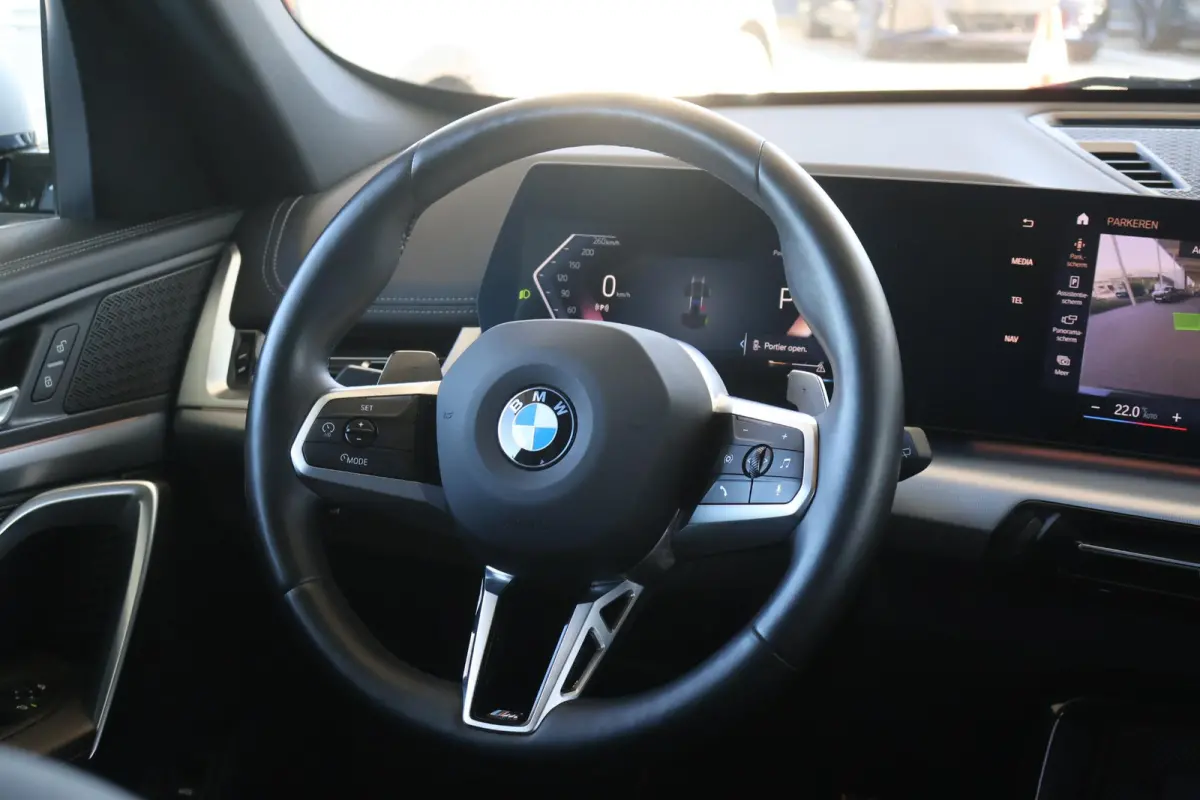 xDrive23i | X-Line | Panoramadak | Stoel- en Stuurverwarming | Trekhaak