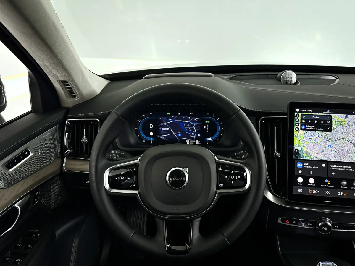 T8 Plug-in hybrid AWD Ultra Bright | SOH 100% | Panoramadak | 360° camera | Bowers & Wilkins | Luchtvering | Head-up display | Stoel- en Stuurverwarming