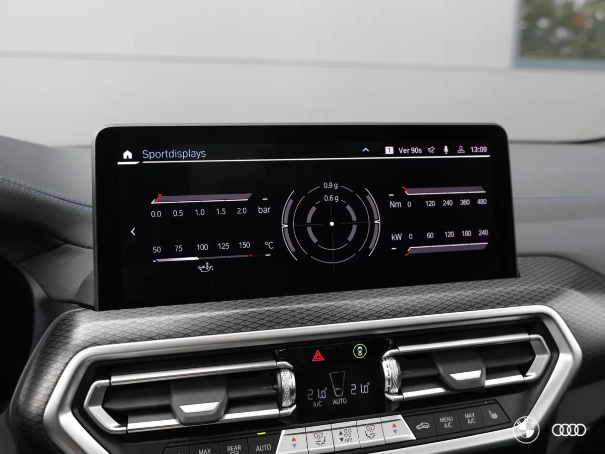 xDr30e M-SPORT / H&K / PANO / M-STOELEN / HUD / MEM / 20"