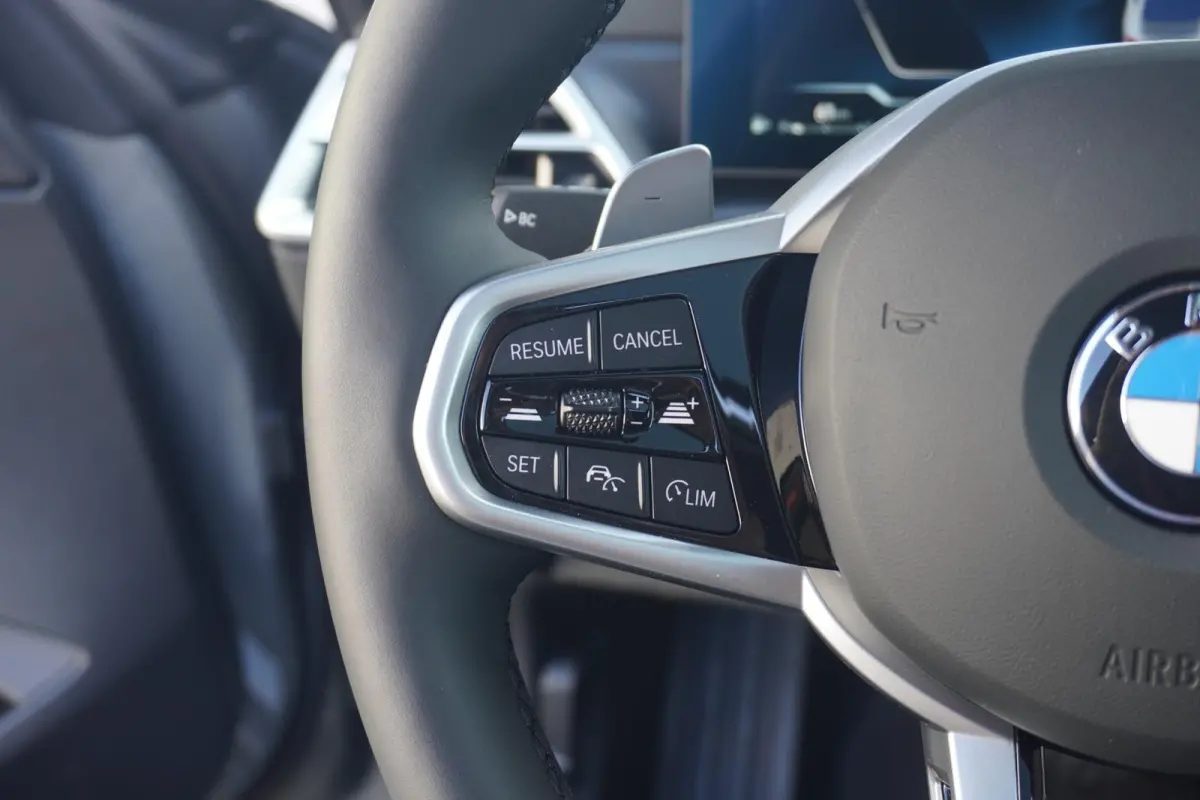 220i | M Sportpakket Pro | Schuif-/kanteldak | Harman Kardon | Comfort Access