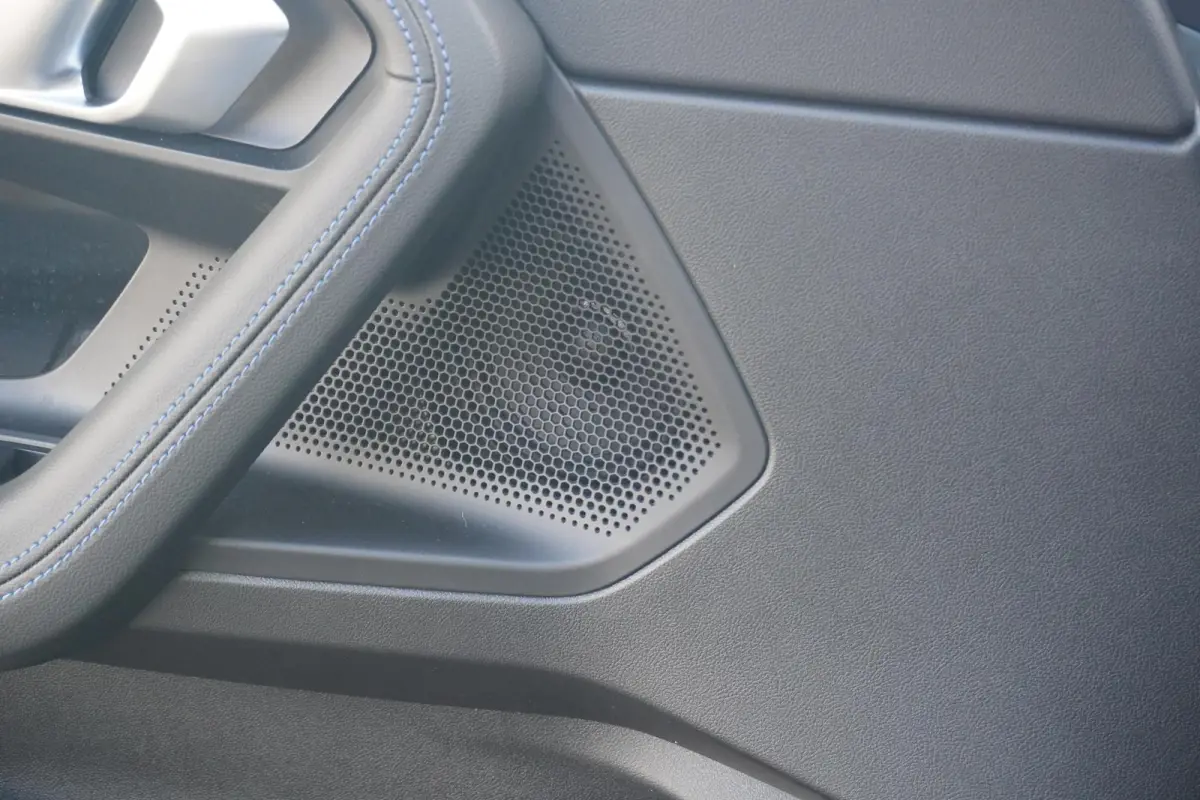 220i | M Sportpakket Pro | Schuif-/kanteldak | Harman Kardon | Comfort Access