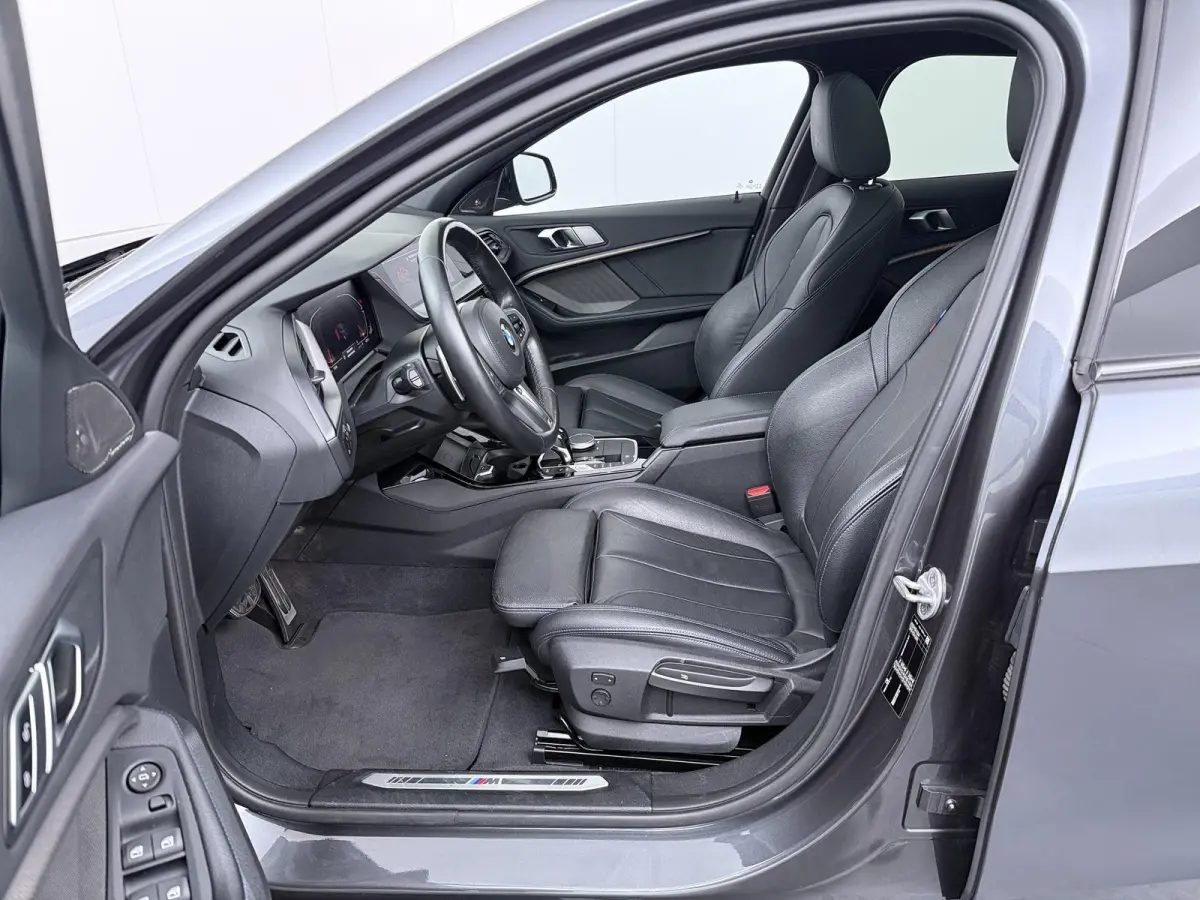 128ti High Executive | M Sport Pro | Glazen Panoramadak | 19" M Dubbelspaak | Leder | Stuur- & Stoelverwarming | Harman Kardon | Head-Up Display | Camera