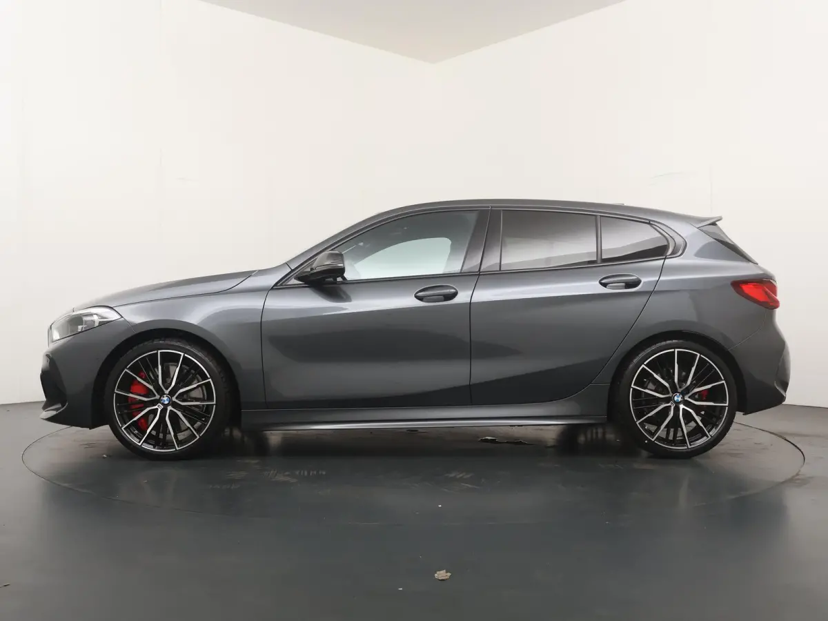 128ti High Executive | M Sport Pro | Glazen Panoramadak | 19" M Dubbelspaak | Leder | Stuur- & Stoelverwarming | Harman Kardon | Head-Up Display | Camera
