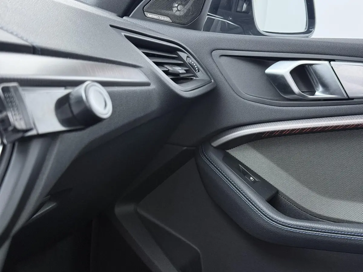 128ti High Executive | M Sport Pro | Glazen Panoramadak | 19" M Dubbelspaak | Leder | Stuur- & Stoelverwarming | Harman Kardon | Head-Up Display | Camera